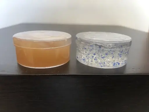 Kit de sueros (Contorno de ojos/ZD * Anti-edad). Plástico-cristal 30g.